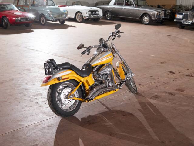 Harley-Davidson FXSTD-SE2 Screamin’ Eagle Softail Deuce CVO