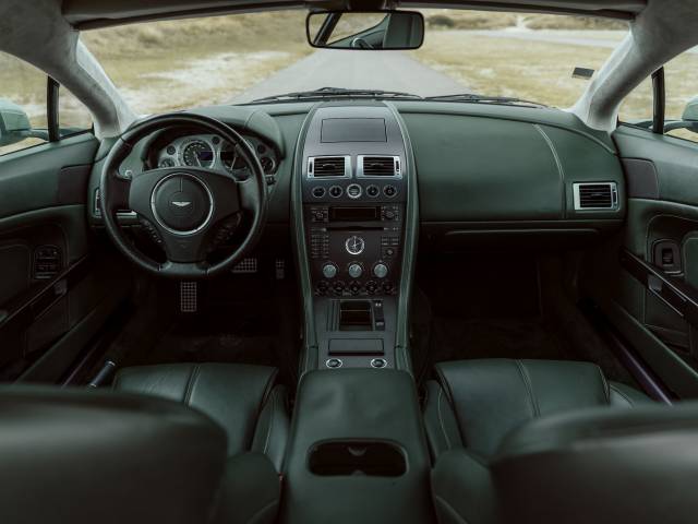 Aston Martin V8 Vantage