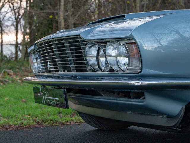 Aston Martin DBS Vantage