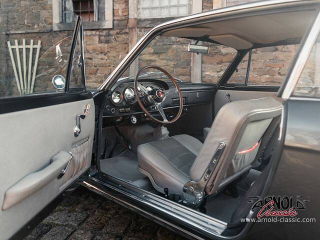 FIAT 2300 S Coupe