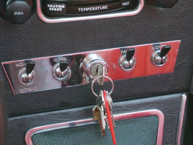 Austin-Healey 3000 Mk III (BJ8)