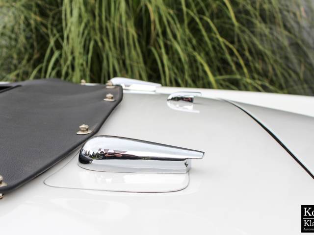 Alfa Romeo 2000 Spider