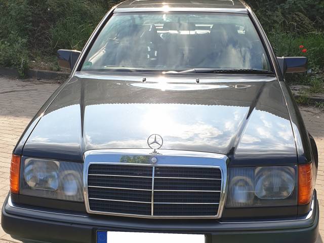 Mercedes-Benz 300 CE