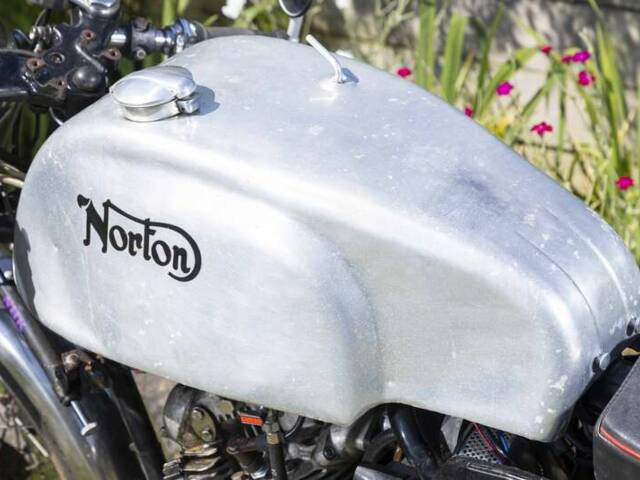 Norton Commando 920