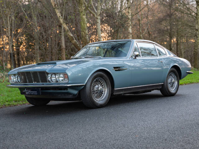 Aston Martin DBS Vantage