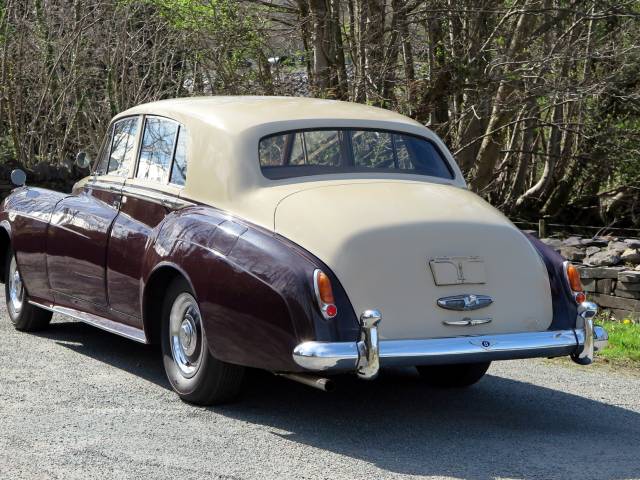 Bentley S 1