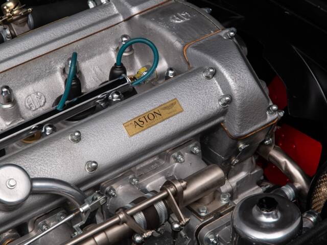 Aston Martin DB 6