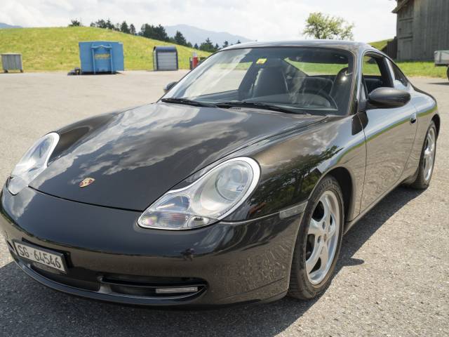 Porsche 911 Carrera