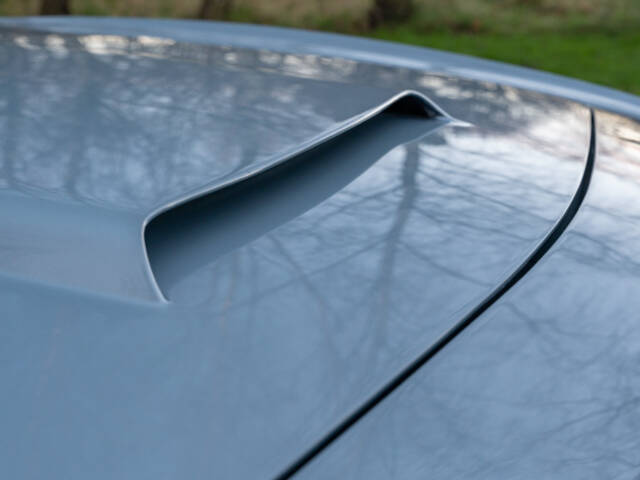 Aston Martin DBS Vantage