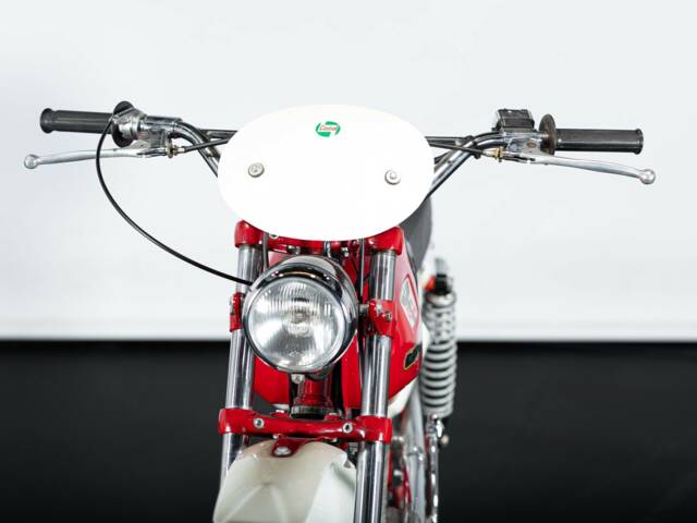 Moto Morini Corsaro 125