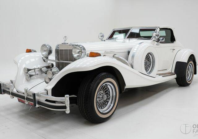 Image 1/15 of Excalibur Roadster IV (1983)