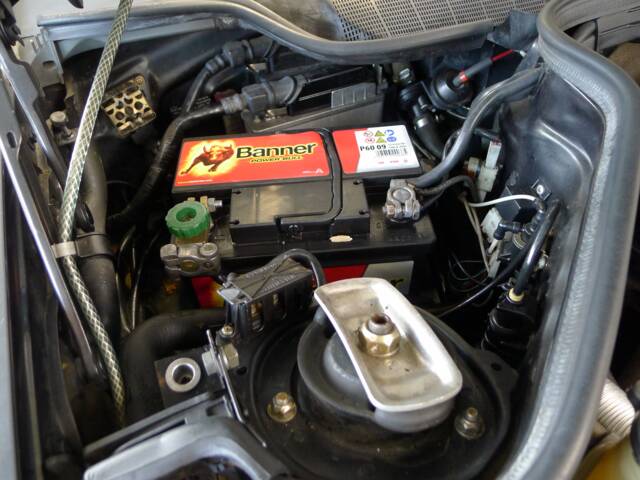 Mercedes-Benz 190 E 2.3-16