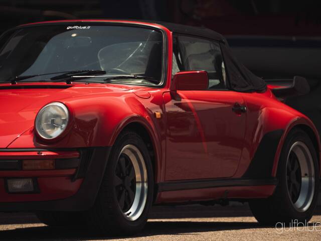 Porsche 911 Turbo 3.3