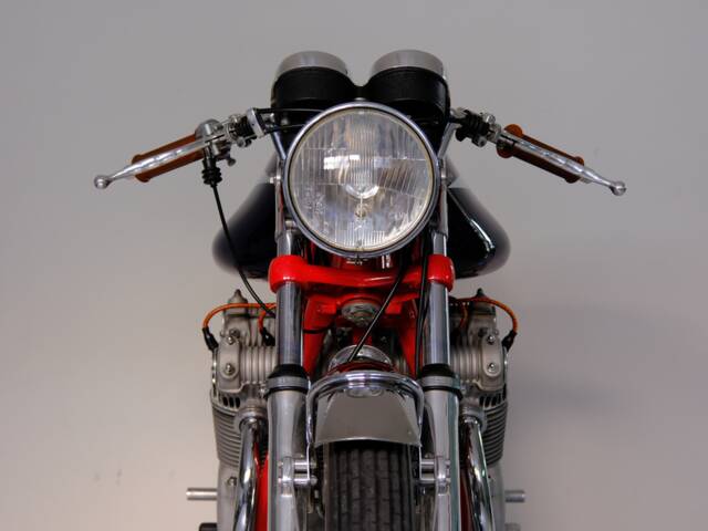 MV Agusta 750 Sport