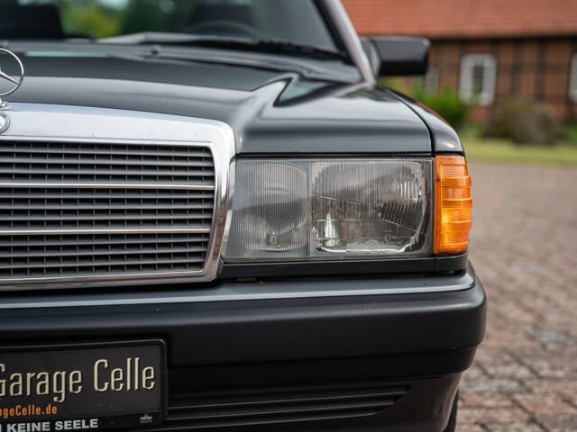 Mercedes-Benz 190 E