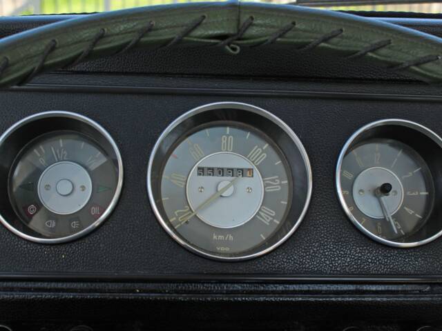 Volkswagen T2a minibus L