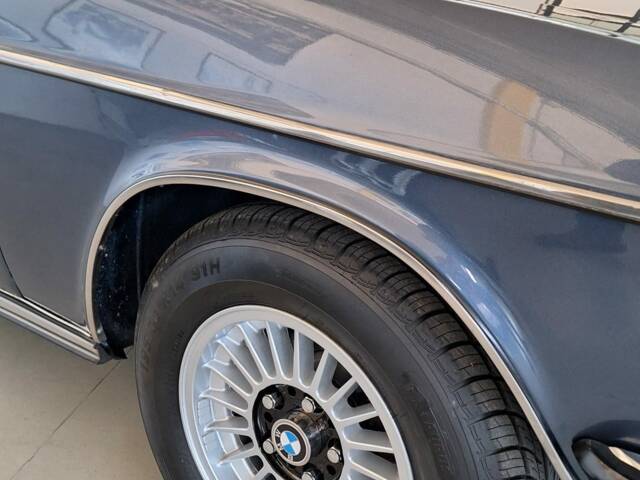 BMW 3,3 Li