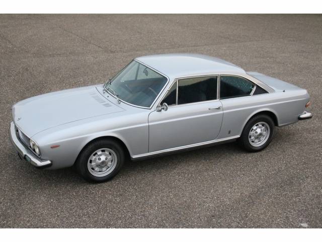 Bild 1/25 von Lancia 2000 Coupe (1972)