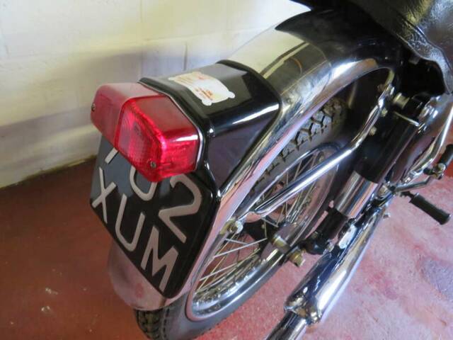 BSA DBD 34 Gold Star