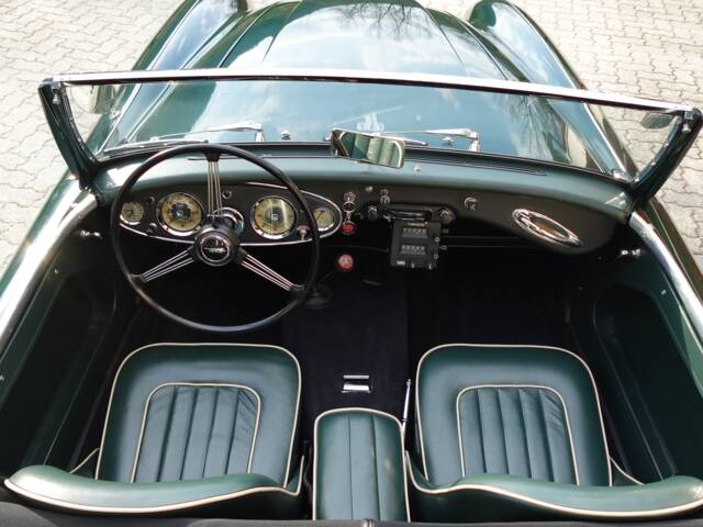 Austin-Healey 100/6 (BN6)