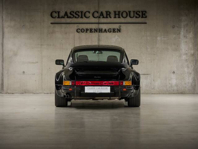 Porsche 911 Turbo 3.3