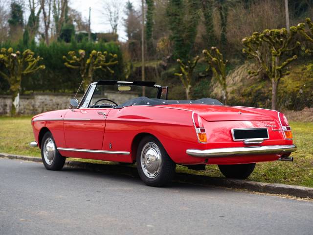 For Sale Peugeot 404 Convertible (1965) offered for AUD 71,148
