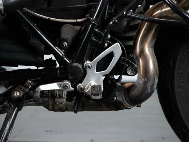 BMW R NineT