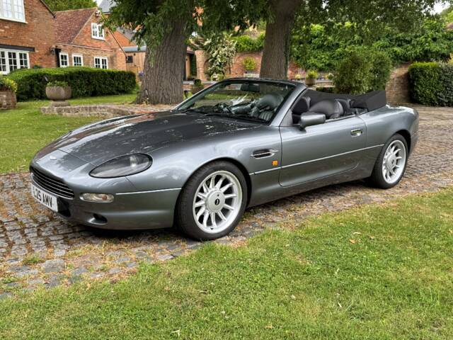 Bild 1/28 von Aston Martin DB 7 Volante (1997)