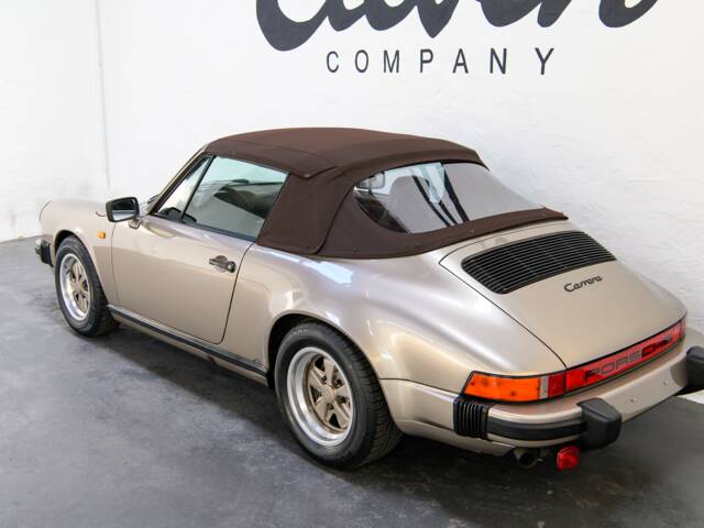 Porsche 911 Carrera 3.2