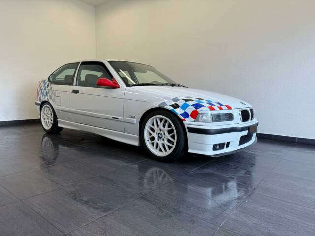 Bild 1/22 von BMW 318ti Compact (1997)