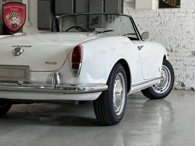 Alfa Romeo Giulia 1600 Spider Veloce