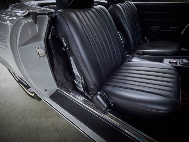 Mercedes-Benz 450 SL