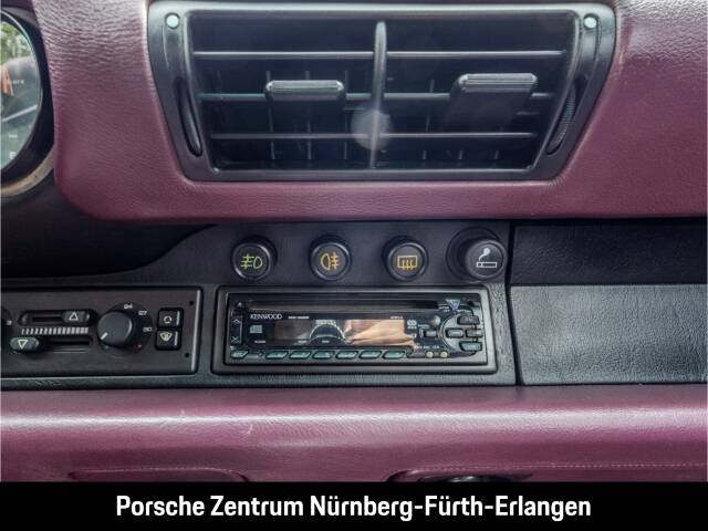 Porsche 911 Carrera 4