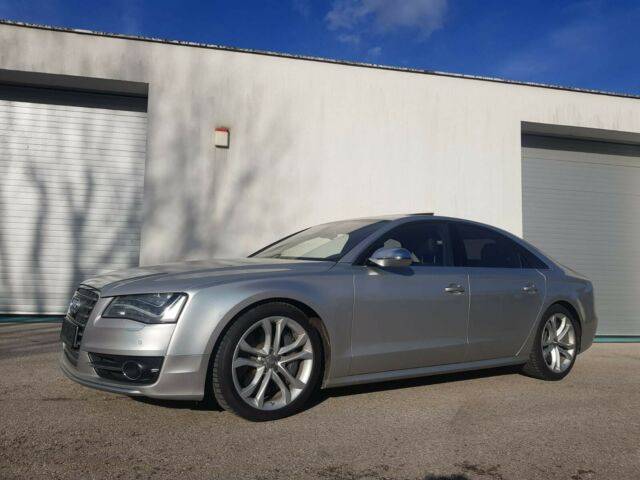 Bild 1/14 von Audi S8 4.0 TFSI (2012)