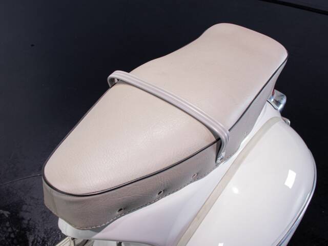 Piaggio Vespa 160 GS