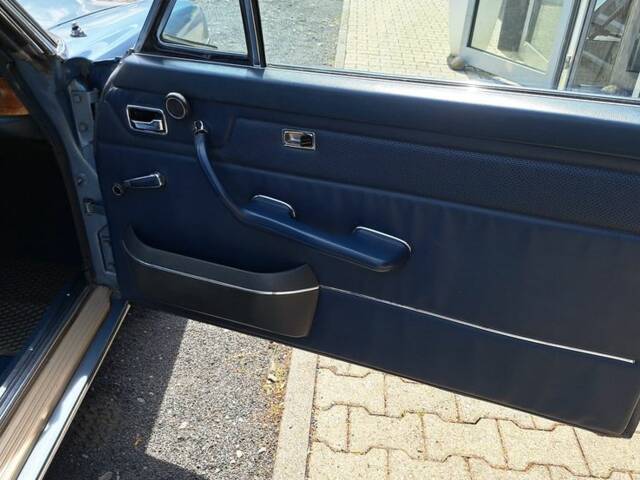 Mercedes-Benz 280 C