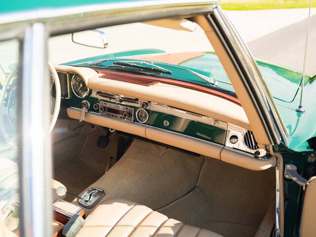 Mercedes-Benz 280 SL