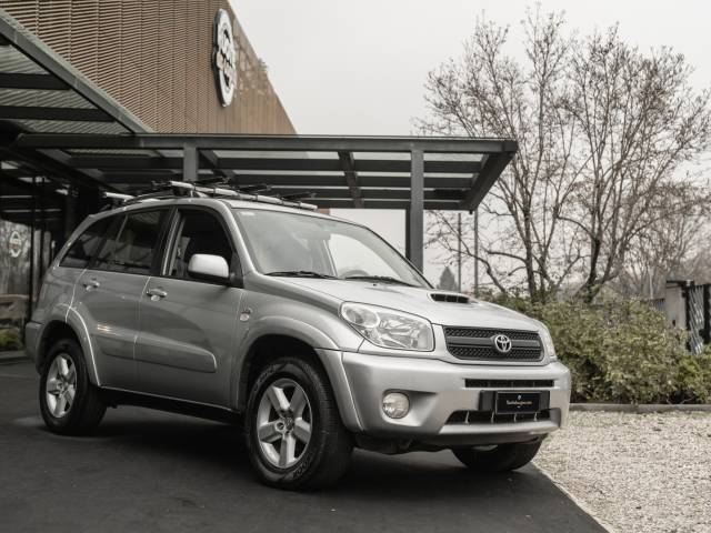 Imagen 1/35 de Toyota RAV4 (2004)