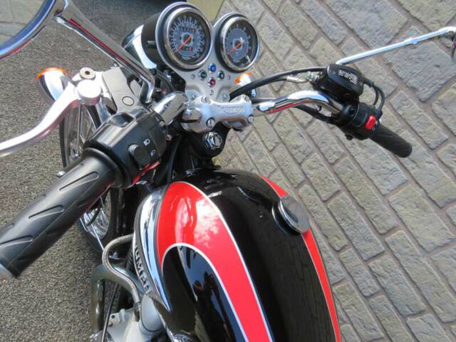 Triumph Bonneville T100