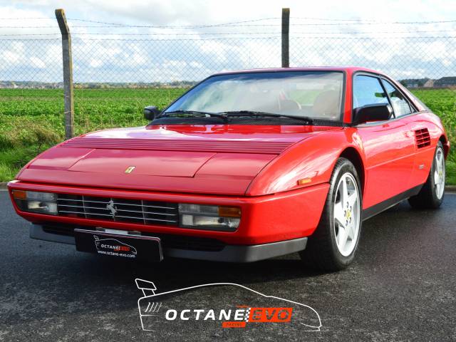 Bild 1/32 von Ferrari Mondial T (1992)