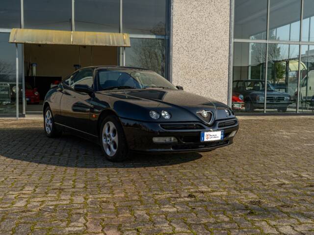 Bild 1/6 von Alfa Romeo GTV 1.8 Twin Spark (1999)