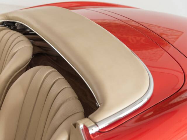 Mercedes-Benz 300 SL Roadster