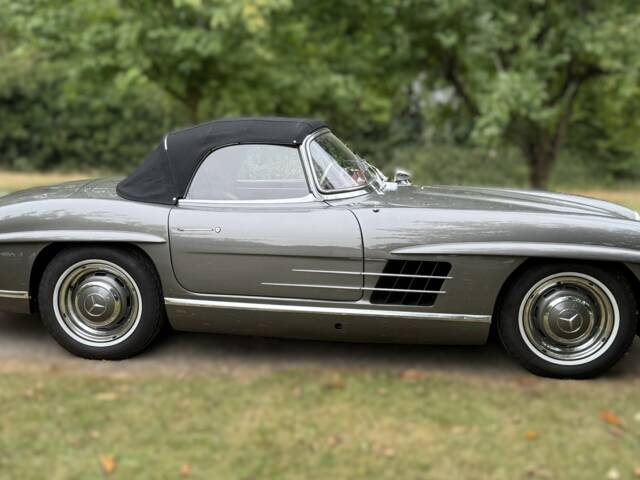 Mercedes-Benz 300 SL Roadster