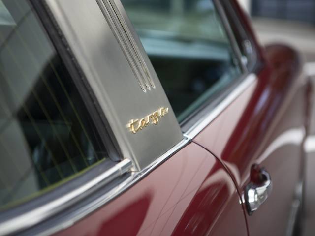 Porsche 911 2.2 S