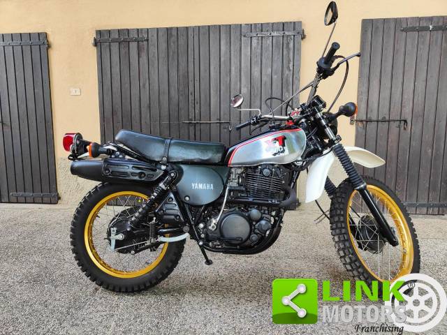 Bild 1/9 von Yamaha DUMMY (1981)