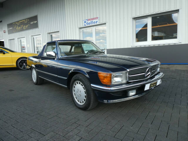 Image 1/23 of Mercedes-Benz 300 SL (1985)