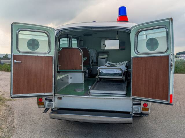 Cadillac Ambulance Carrosserie Köng