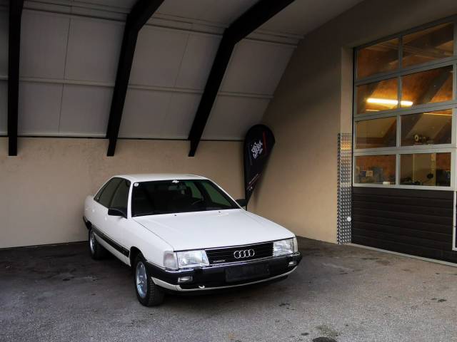Bild 1/50 von Audi 100 - 2.3 quattro (1990)