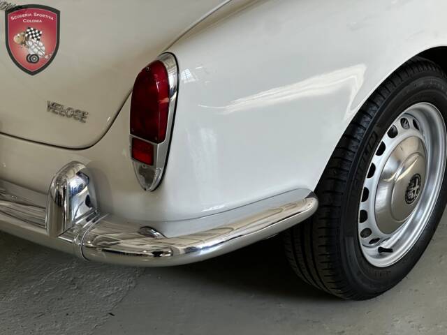 Alfa Romeo Giulia 1600 Spider Veloce