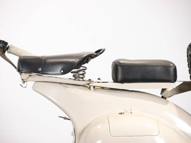 Piaggio Vespa 150 "Struzzo" VL